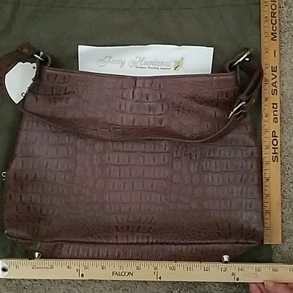 Foxy Huntress Concealed Weapon Purse - Picture 6 of 8